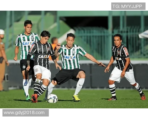 深入分析足球比赛数据与战术演变：从球队表现到赛季趋势的全面解读